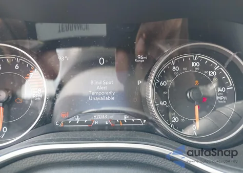 2019 Jeep Cherokee Trailhawk Elite 4X4 from USA, damaged, VIN 1C4PJMBX8KD140435